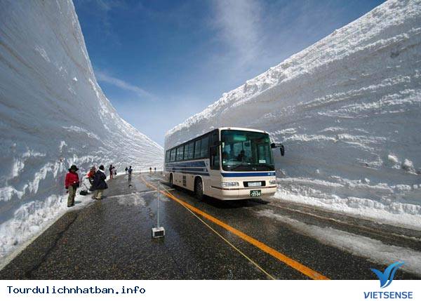 Khám Phá Cung Đường Tuyết Trắng Tại Nhật Bản