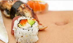 Khám phá Nyotaimori- Sushi khỏa thân tại Nhật Bản