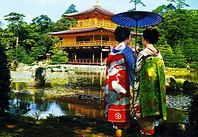 Chùa vàng Kinkakuji được ví như Tây Kinh của nước Nhật Chùa vàng Kinkakuji được ví như Tây Kinh của nước Nhật