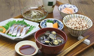 Khám Phá Những Thứ Có Trên Mâm Cơm Của Người Nhật Khám Phá Những Thứ Có Trên Mâm Cơm Của Người Nhật